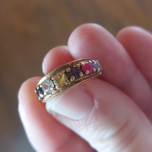 10k Gold Ring with Stones - Picture 3 of 3